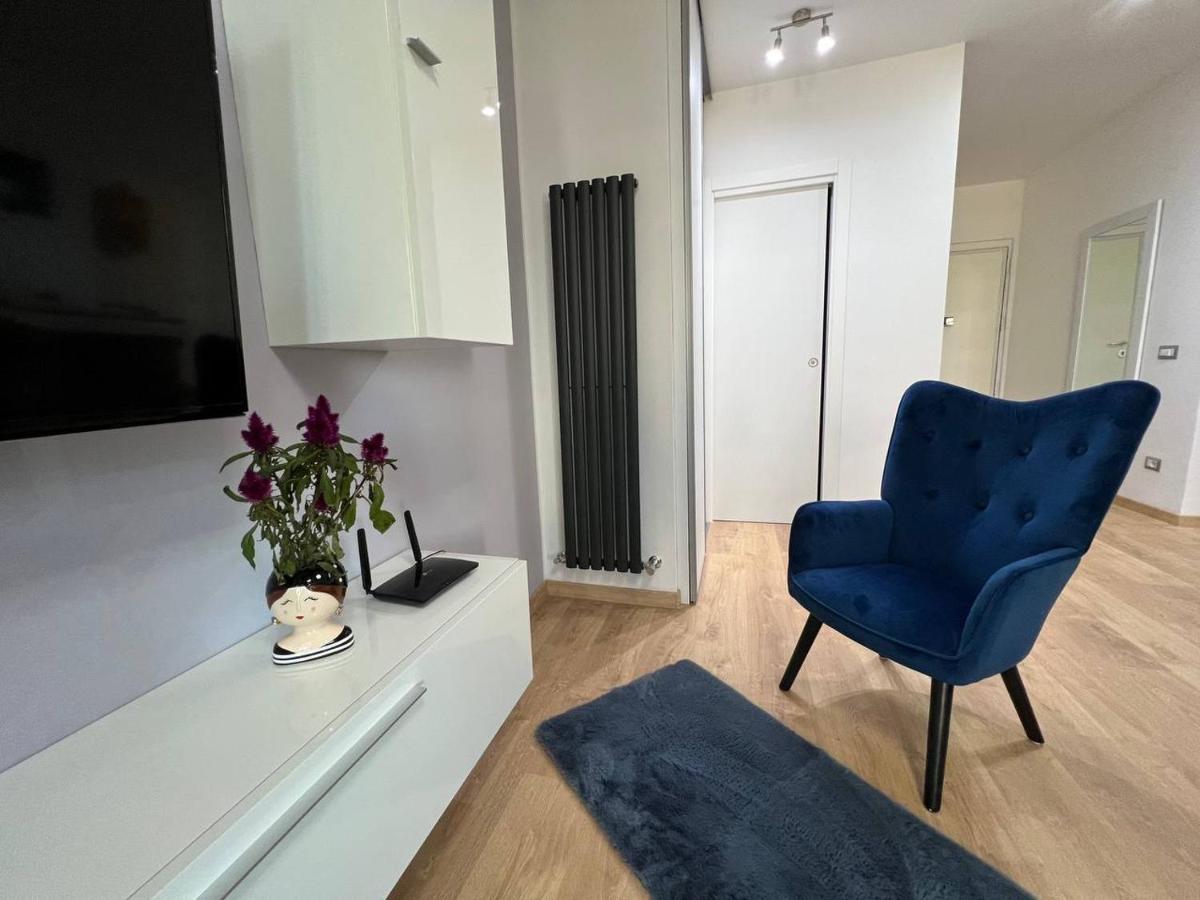 Luxury 23 Apartment