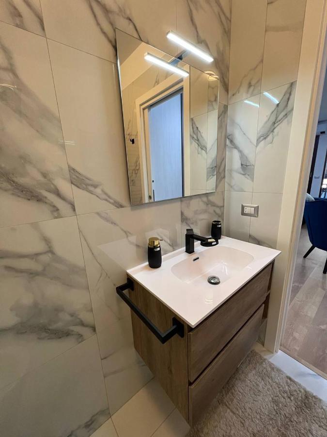Luxury 23 Neapel