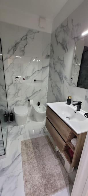 Apartment Luxury 23 *
