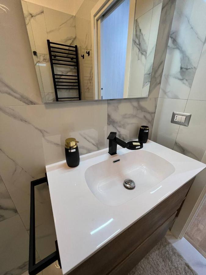Luxury 23 * Naples